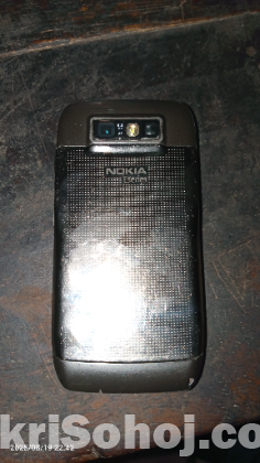 Nokia E71